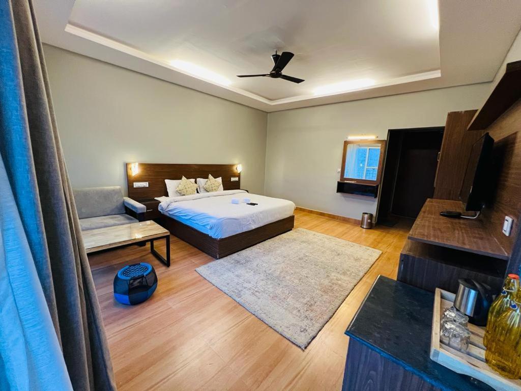 The Foresta By Orchid Hospitality & Holidays 호텔 무크테슈와르 외부 사진