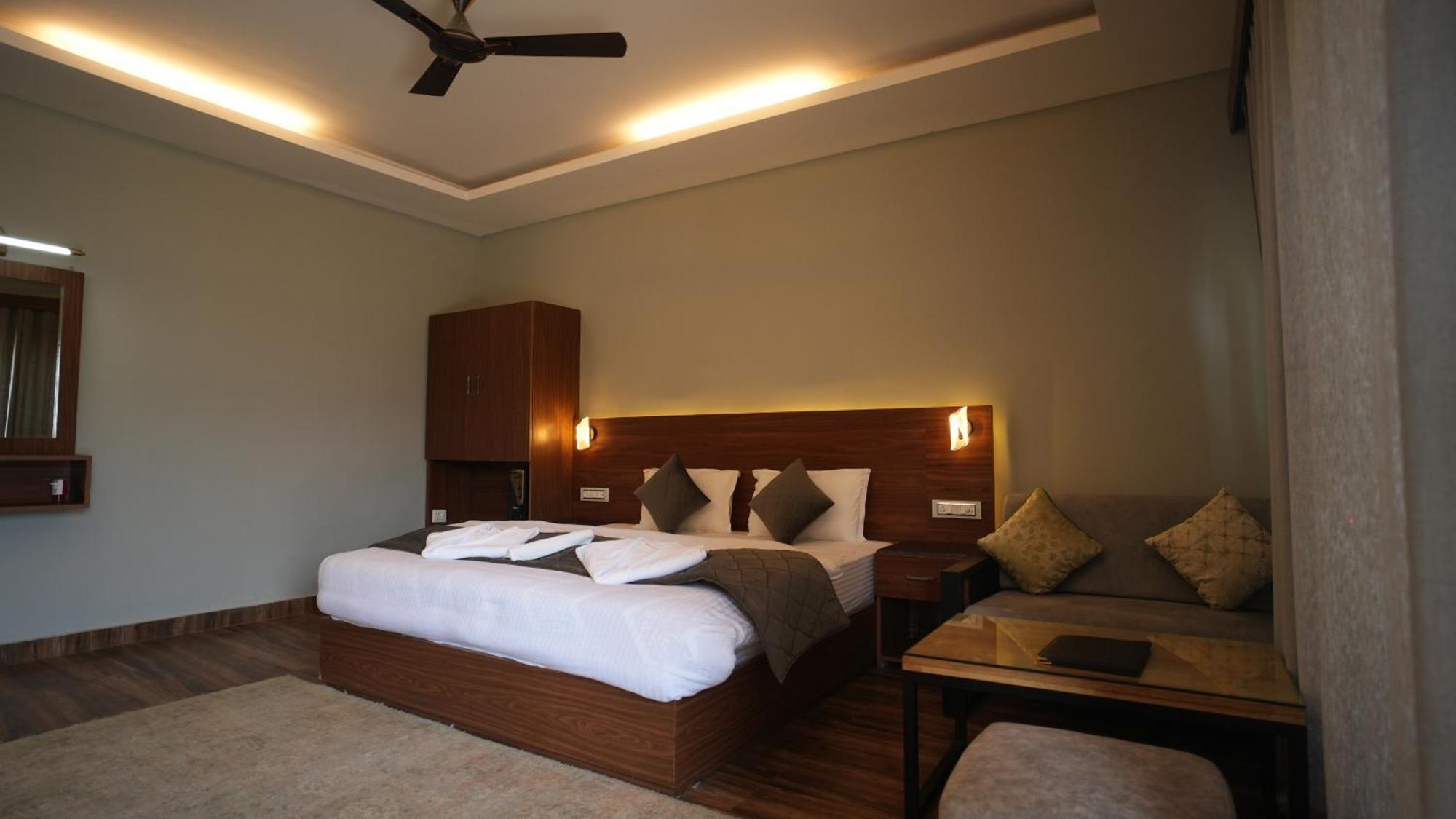 The Foresta By Orchid Hospitality & Holidays 호텔 무크테슈와르 외부 사진